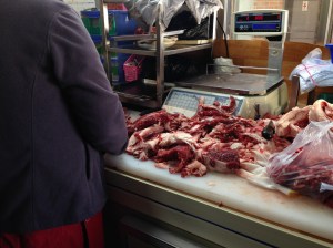 국거리나 불고기거리 등도 판매한다