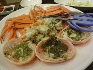 '대게철'에는 물론 국내산 대게를 판다. 사진은 2014년 1월에 찍은 대게