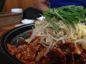 생 돼지고기를 사용해서 그런지 누린내나 잡냄새가 나지 않는다