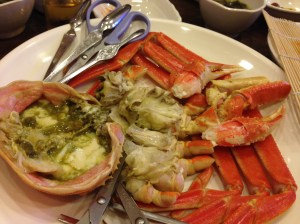 대게철이 아닐 때는 수입산을 준다