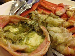 수입산이어서 아쉽긴 하지만 그래도 풍부한 게장을 맛볼 수 있다