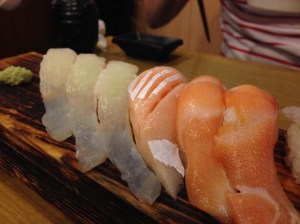 생연어 역시 냄새는 잡고 맛은 끌어올렸다