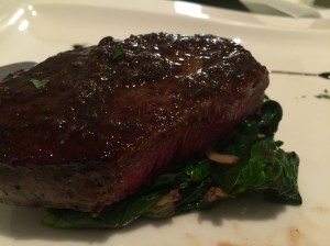 고기 질이 좋아서 그런지 입에서 녹는 느낌이다